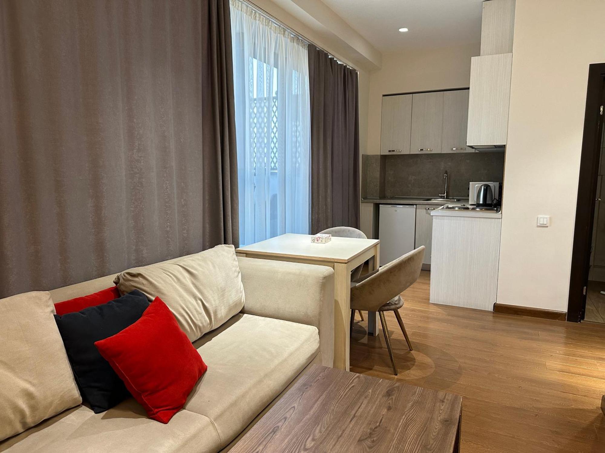 Wonderful Apartment In Republic Square, City Center Jerevan Exteriör bild